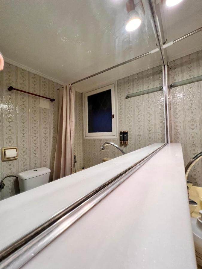 Feel Like Home Concert Hall Apartment - Sem Athena Bagian luar foto